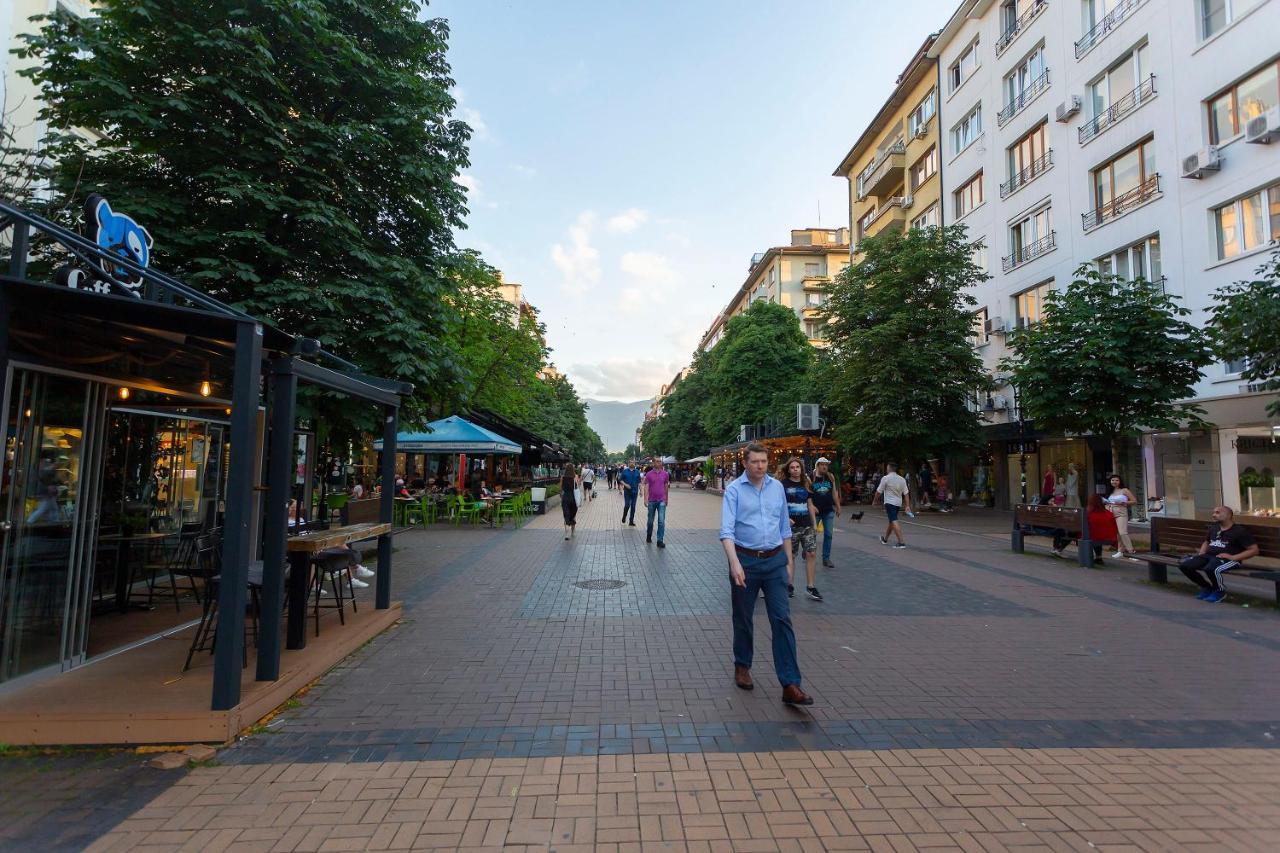 Central Vitosha Apartment Sofia Exterior photo